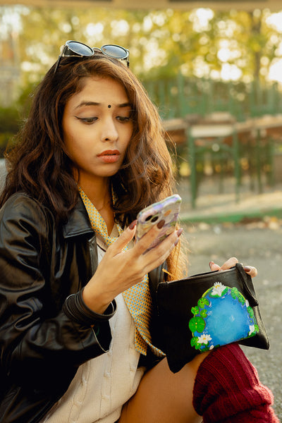 Nymphéas Pouch by The Bengal Paisley, Hamburg